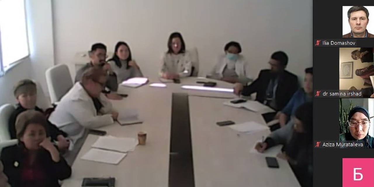 On 12.29.2022, a "Advisor meeting”was held with the parents of AUSM students during which issues that interested the parents were discussed.