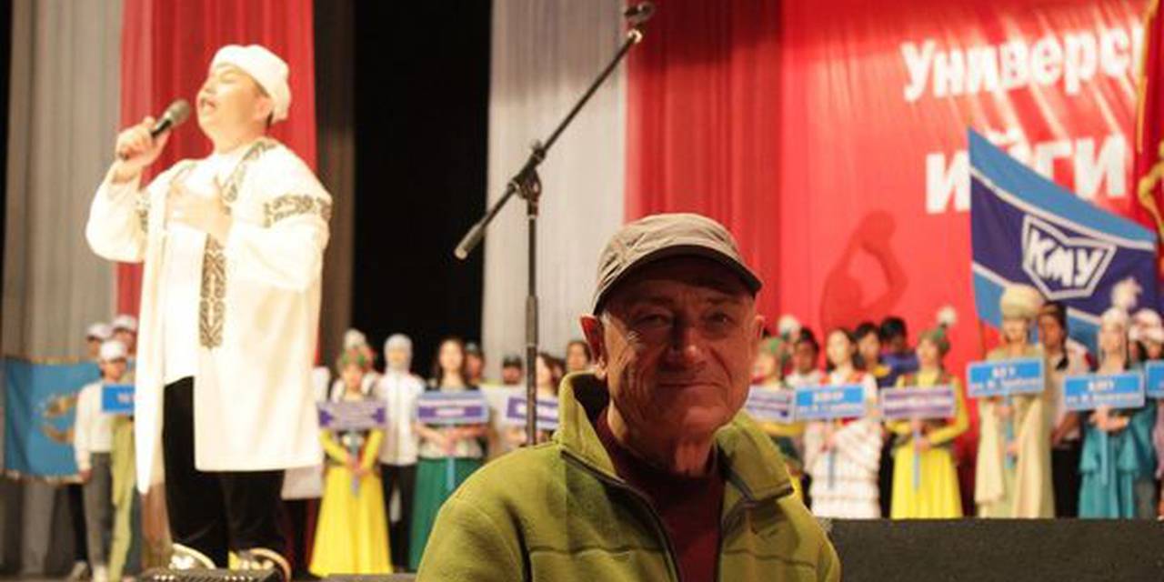 10 апреля наши студенты приняли участие в торжественной церемонии открытия Универсиады во Дворце спорта им. Каба Уулу Кожомкула