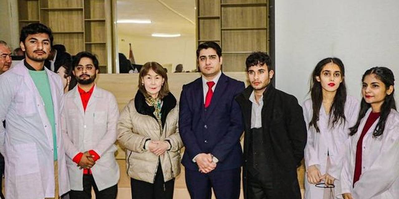 Студенты ВШМ Университета Адам с 21 по 24 октября 2023 года приняли участие на I -Международной научно-практической конференции и олимпиаде по морфологии человека “Инновация в сфере медицинской науки и образования” , приуроченной 20-летию Международной вы