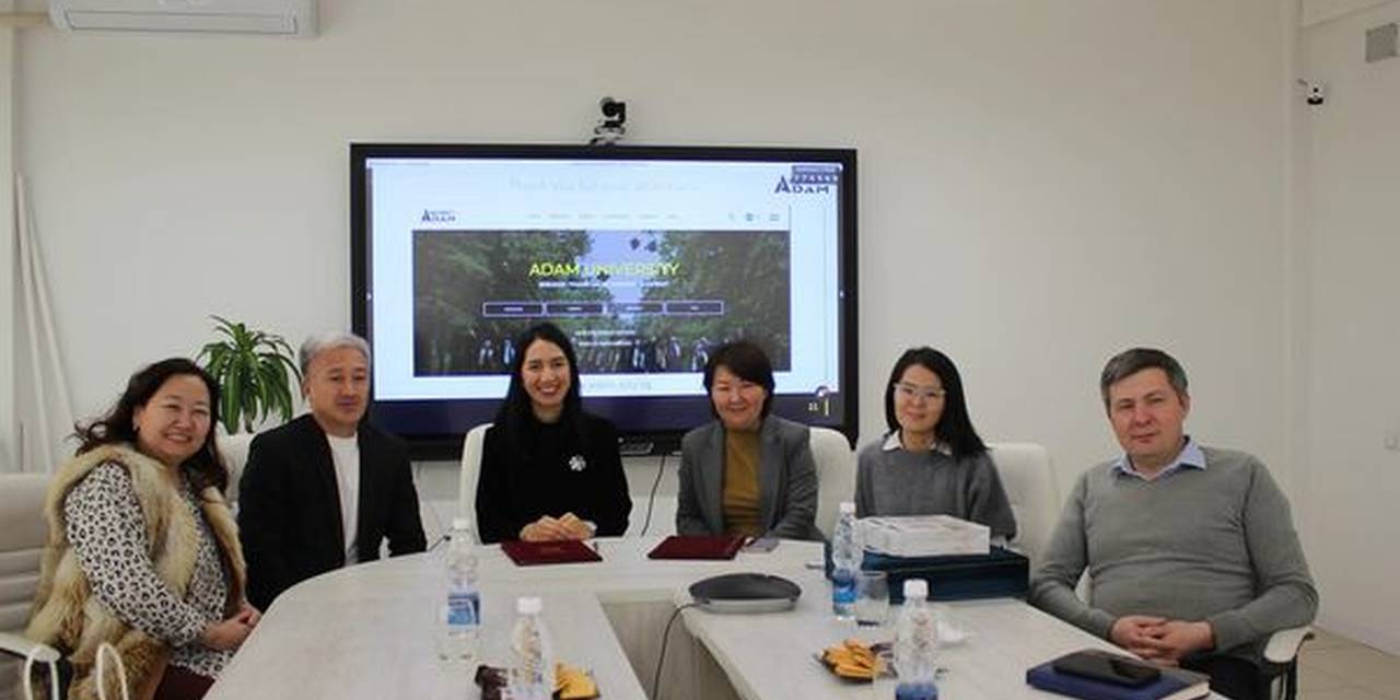 30 января 2024 года в Университете Адам, состоялась встреча с проректором по международному сотрудничеству Ангренского Университета
