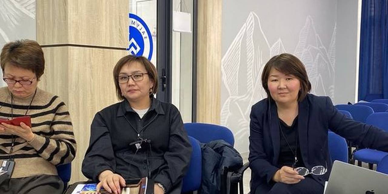 С 19 по 20 февраля 2024 года проректор по учебной работе Жамангулов А.А., проректор по развитию и инновационной деятельности Суеркулова Н.Т. и руководитель программы «Экономика, менеджмент и туризм» Абыкеева М.А. приняли участие в двухдневном семинаре